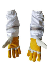 Afbeelding in Gallery-weergave laden, Oz Armour Extra Strength Professional Quality Beekeeping Gloves UK OZ ARMOUR
