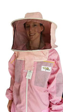 Carica l&#39;immagine nel visualizzatore di Gallery, Oz Armour Pink Poly Cotton Semi Ventilated Beekeeping Suit With Hat Veil UK OZ ARMOUR
